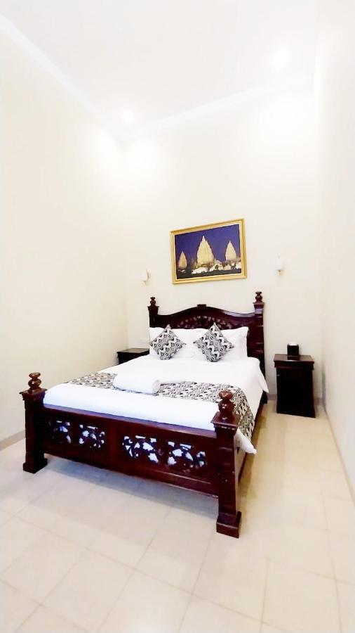 יוגיאקרטה Tirtodipuran Hotel By Natts Hospitality Indonesia מראה חיצוני תמונה