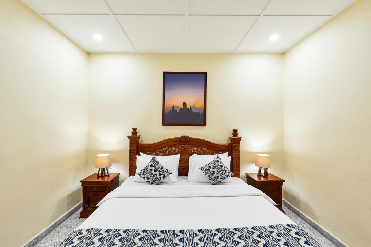 יוגיאקרטה Tirtodipuran Hotel By Natts Hospitality Indonesia מראה חיצוני תמונה