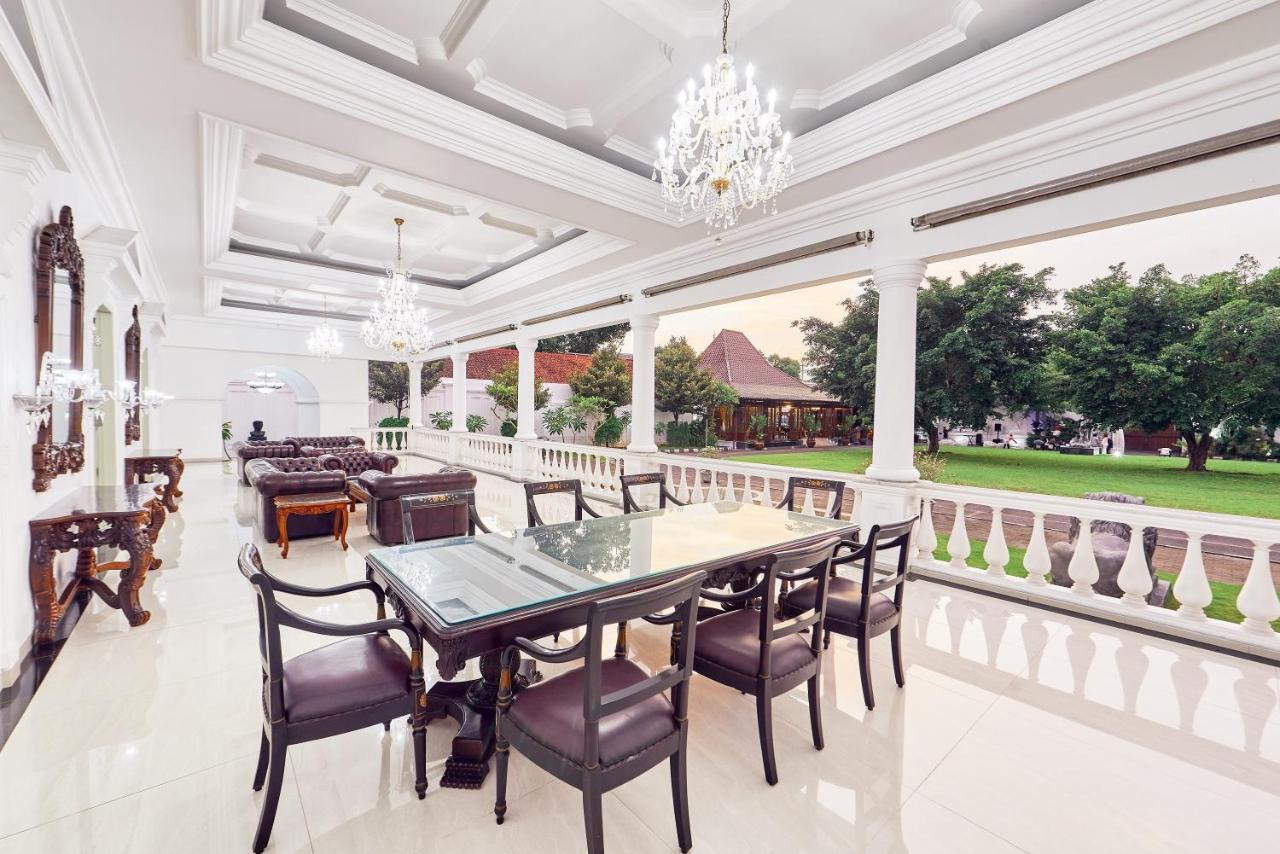 יוגיאקרטה Tirtodipuran Hotel By Natts Hospitality Indonesia מראה חיצוני תמונה
