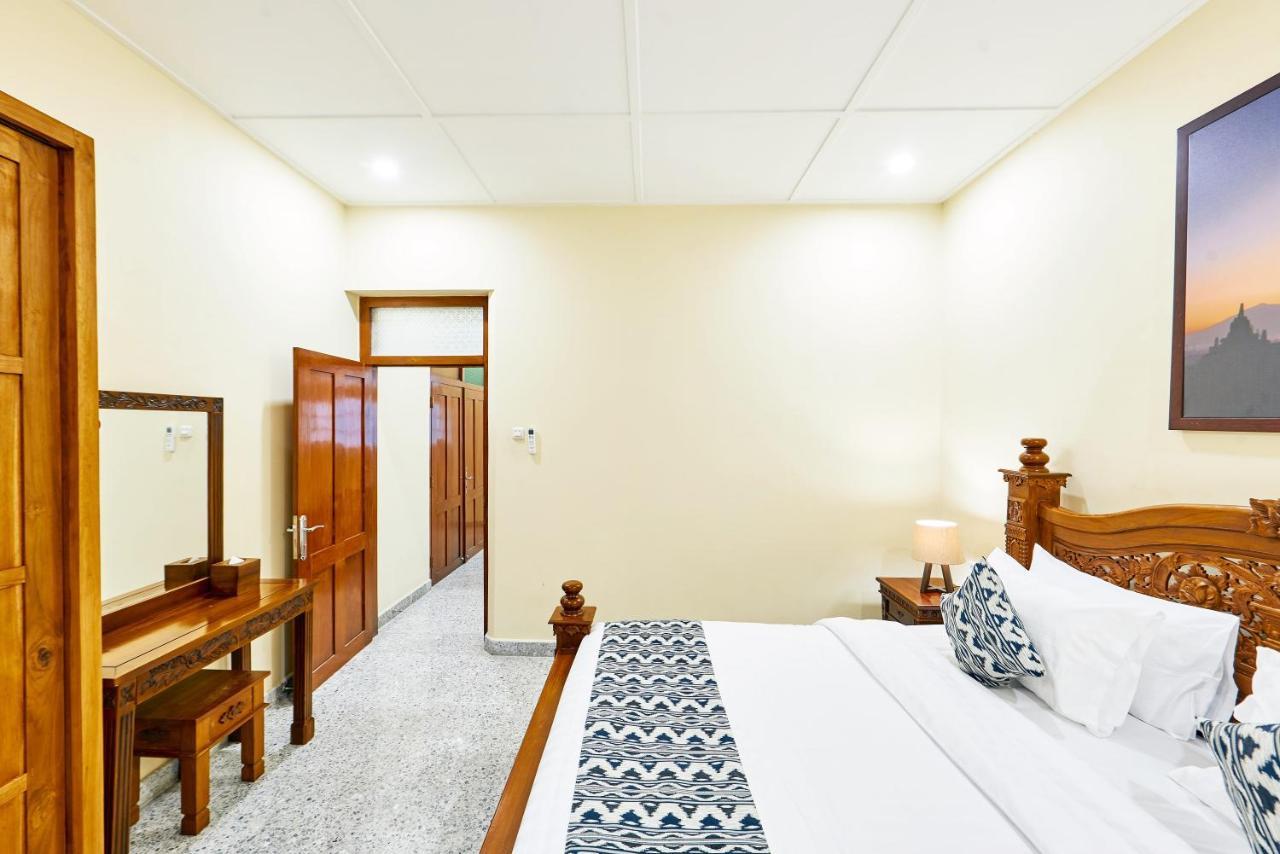 יוגיאקרטה Tirtodipuran Hotel By Natts Hospitality Indonesia מראה חיצוני תמונה